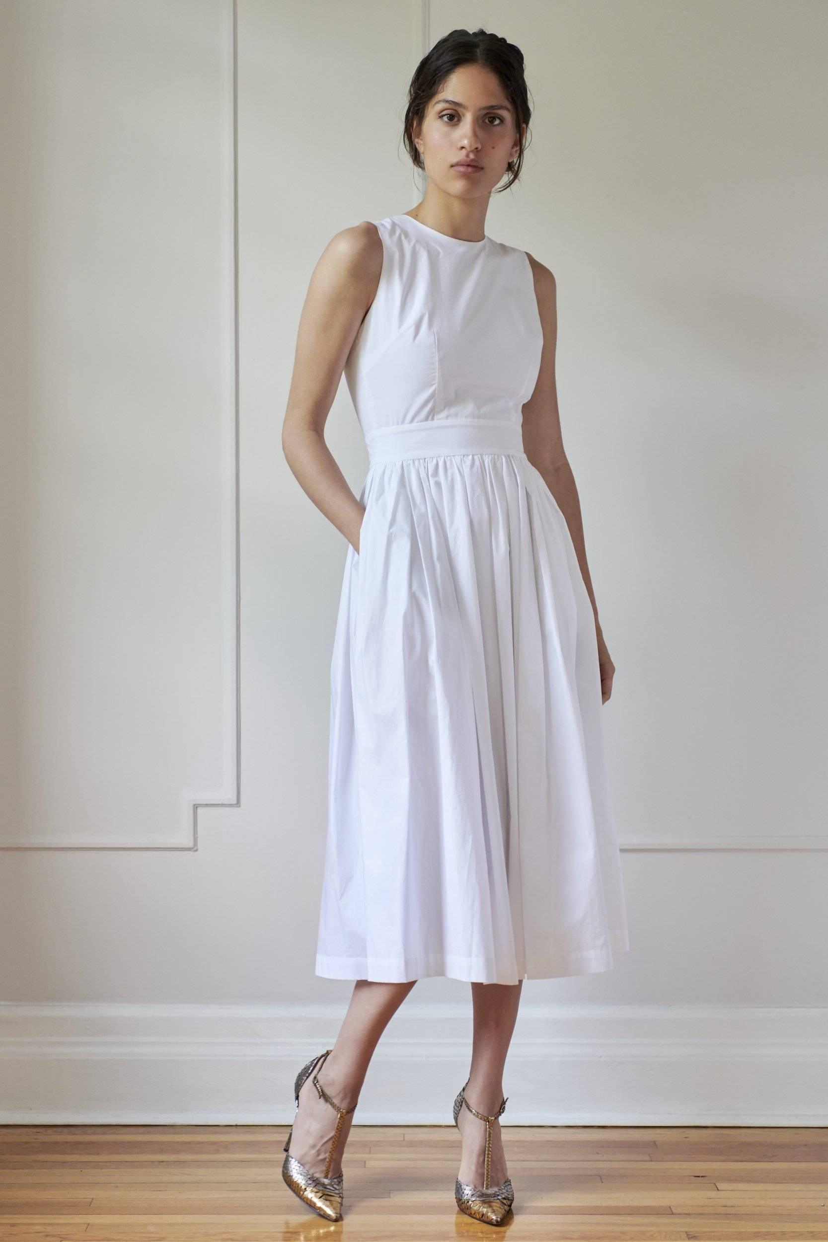ANNA DRESS MODEL 5 - WHITE - Room 502