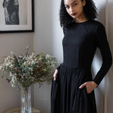 MODEL 18 - ORANE - BLACK DRESS - Room 502