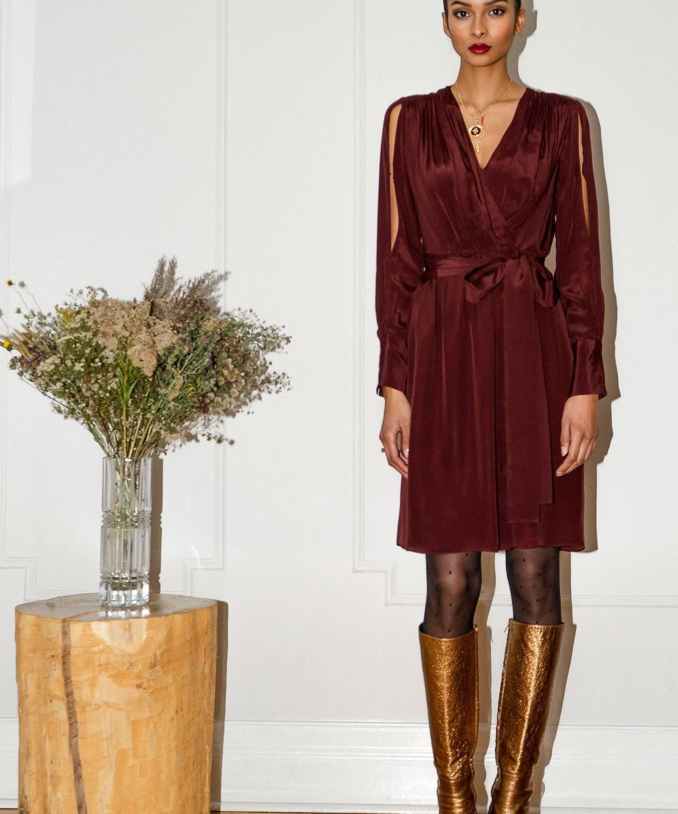 BEATRICE MODEL 17 - BORDEAUX - Room 502