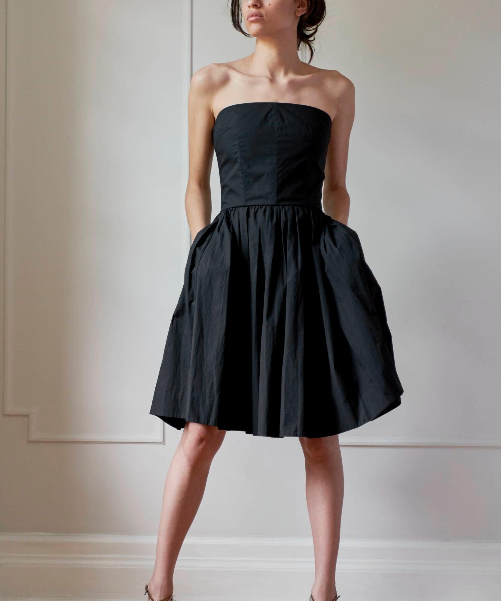 COTTON STRAPLESS DRESS MODEL 3 - RULA - BLACK - Room 502