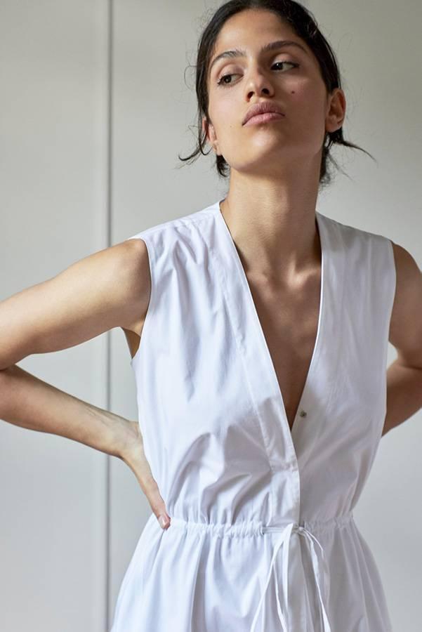 DRAWSTRING DRESS MODEL 1 VERONICA WHITE - Room 502